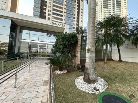 Apartamento em Carandá Bosque I