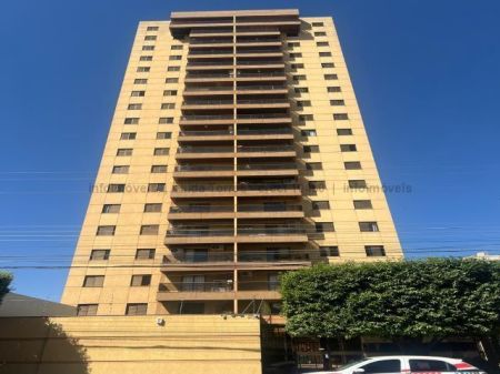 Apto. Cobertura / Duplex em Centro