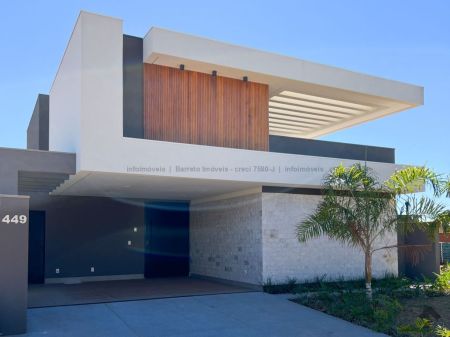 Casa-Térrea-Condomínio em Residencial Alphaville III
