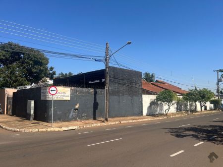 Casa Comercial em Jardim América