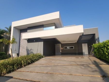 Casa-Térrea-Condomínio em Pq. Residencial Damha III