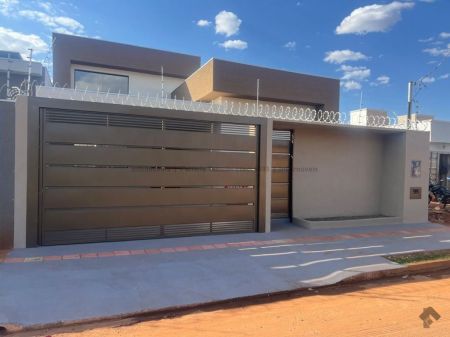 Casa-Térrea em Loteamento Água Limpa Park