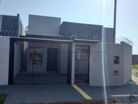 Casa-Térrea em Vila Nasser