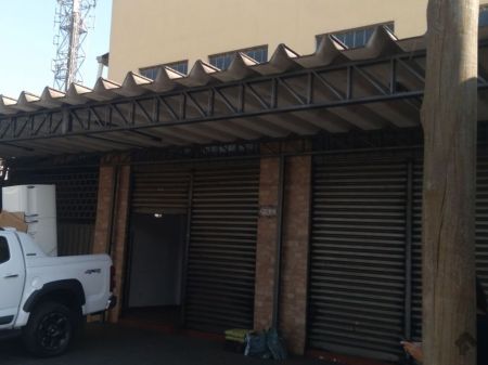 Sala / Salão / Loja em Vila Antônio Vendas
