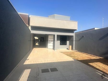 Casa-Térrea em Residencial Figueiras do Parque