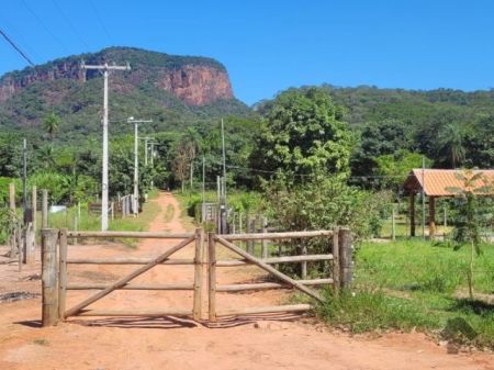 Terreno em Distrito de Camisão