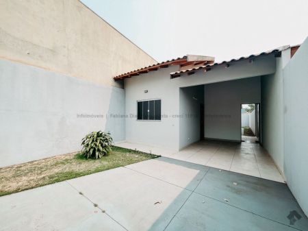 Casa-Térrea em Rita Vieira