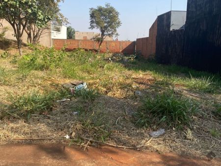 Terreno em Loteamento Água Limpa Park