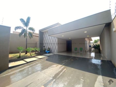 Casa-Térrea em Vila Nasser