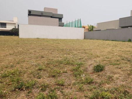 Terreno-Condomínio em Residencial Alphaville II