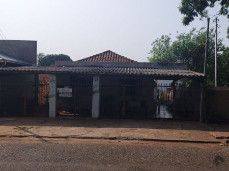 Casa-Térrea em Vila Soares