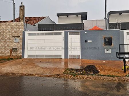 Casa-Térrea em Rita Vieira
