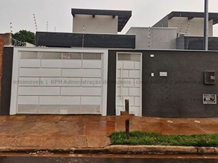 Casa-Térrea em Rita Vieira