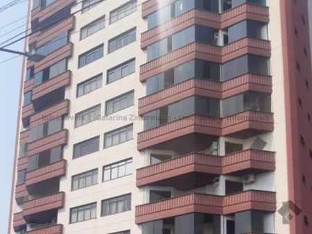 Apartamento em Centro