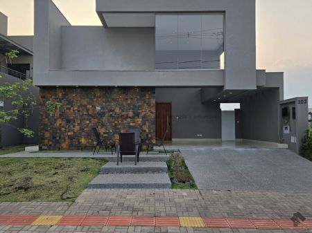 Casa-Térrea-Condomínio em Residencial Alphaville IV