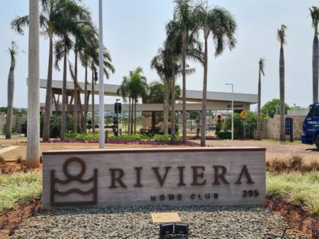 Terreno-Condomínio em Riviera Home Club