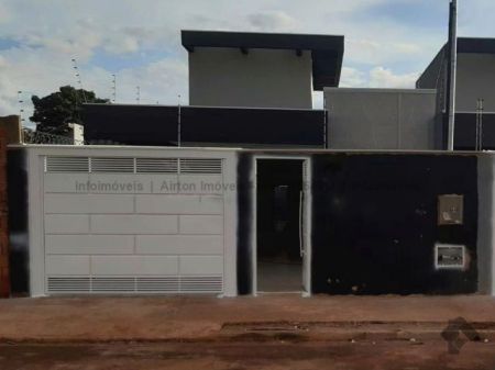 Casa-Térrea em Rita Vieira