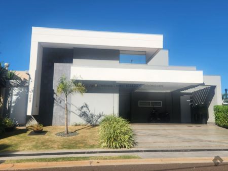 Casa-Térrea-Condomínio em Pq. Residencial Damha III