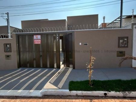Casa-Térrea em Loteamento Água Limpa Park