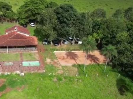 Sitio em Zona Rural