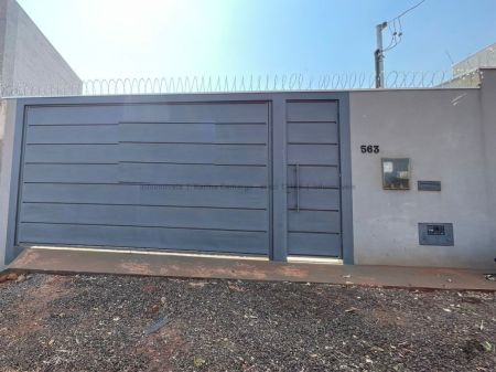 Casa-Térrea em Jardim Auxiliadora