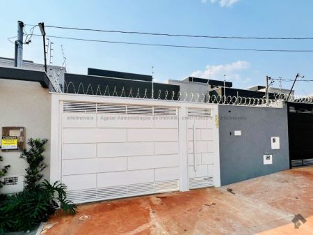 Casa-Térrea em Rita Vieira