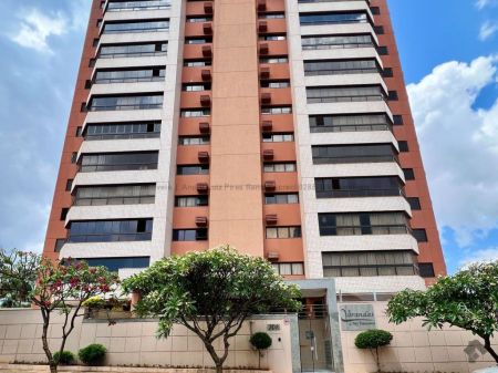 Apartamento em Monte Castelo