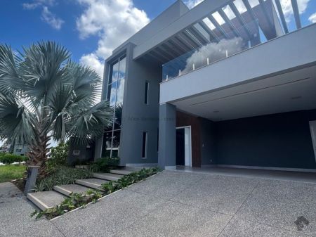 Sobrado-Condomínio em Pq. Residencial Damha IV