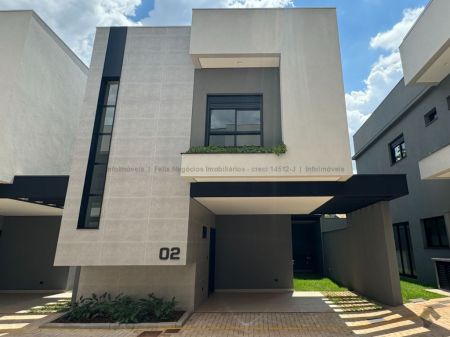 Sobrado-Condomínio em Rita Vieira