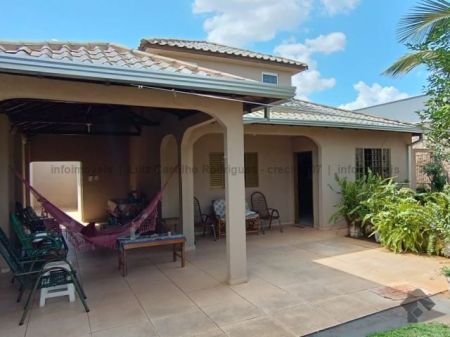 Casa-Térrea em Jardim Itamaracá