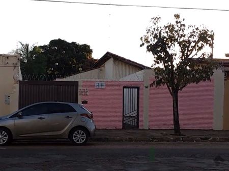 Casa Comercial em Guanandi