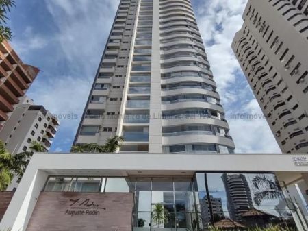Apartamento em Centro