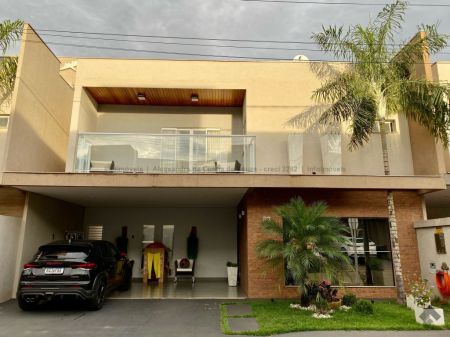 Sobrado-Condomínio em Tiradentes