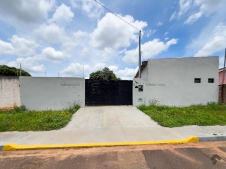 Casa Comercial em Santo Antônio