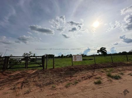 Chácara em Zona Rural