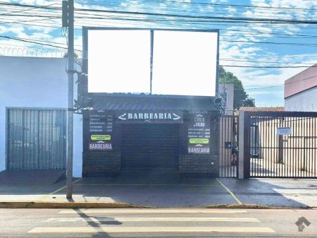Casa Comercial em Jardim Leblon