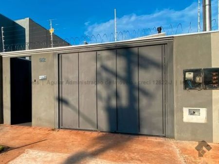 Casa-Térrea em Vila Nasser