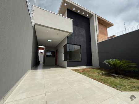 Casa-Térrea em Rita Vieira
