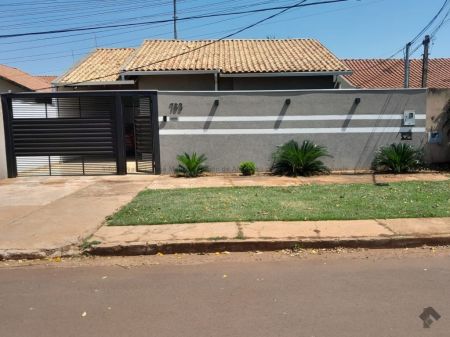 Casa-Térrea em Vila Nasser