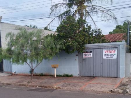 Casa-Térrea em Coronel Antonino