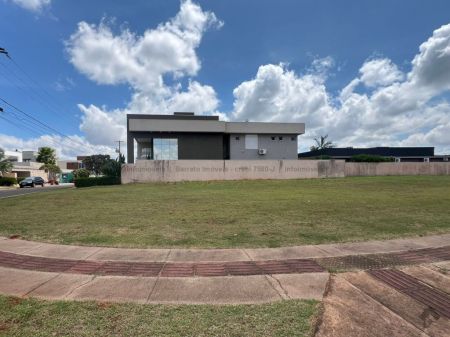 Terreno-Condomínio em Residencial Alphaville II