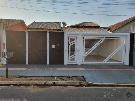 Casa Comercial em Jardim Panamá