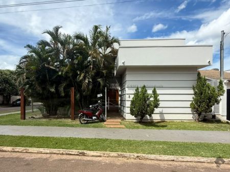 Casa-Térrea em Vila Donária