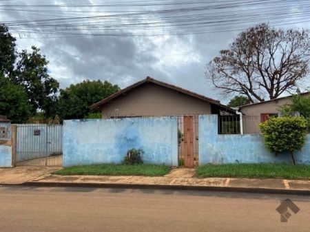 Casa-Térrea em Jardim São Conrado