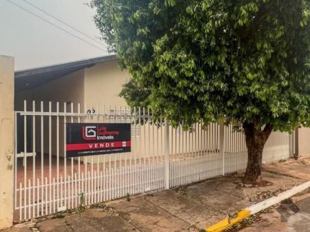 Casa-Térrea em BNH