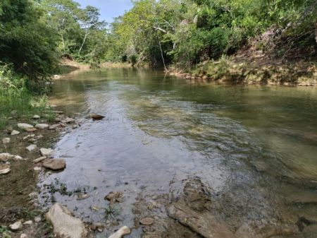 Chácara em Zona Rural