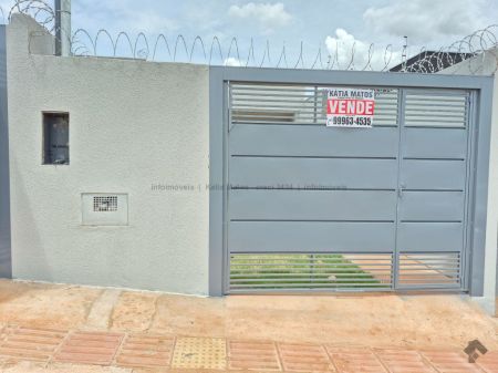 Casa-Térrea em Coronel Antonino