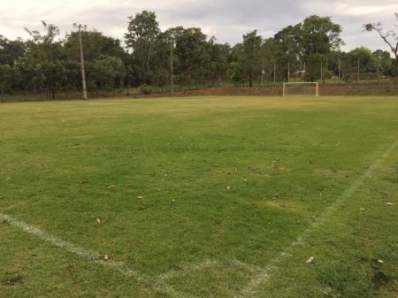 Área em Jardim Veraneio