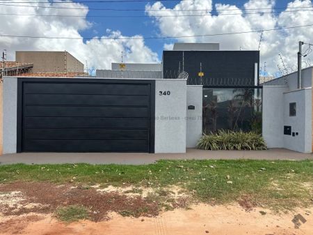 Casa-Térrea em Jardim das Nações