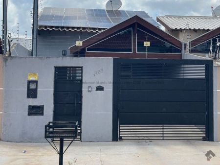 Casa-Térrea em Caiçara